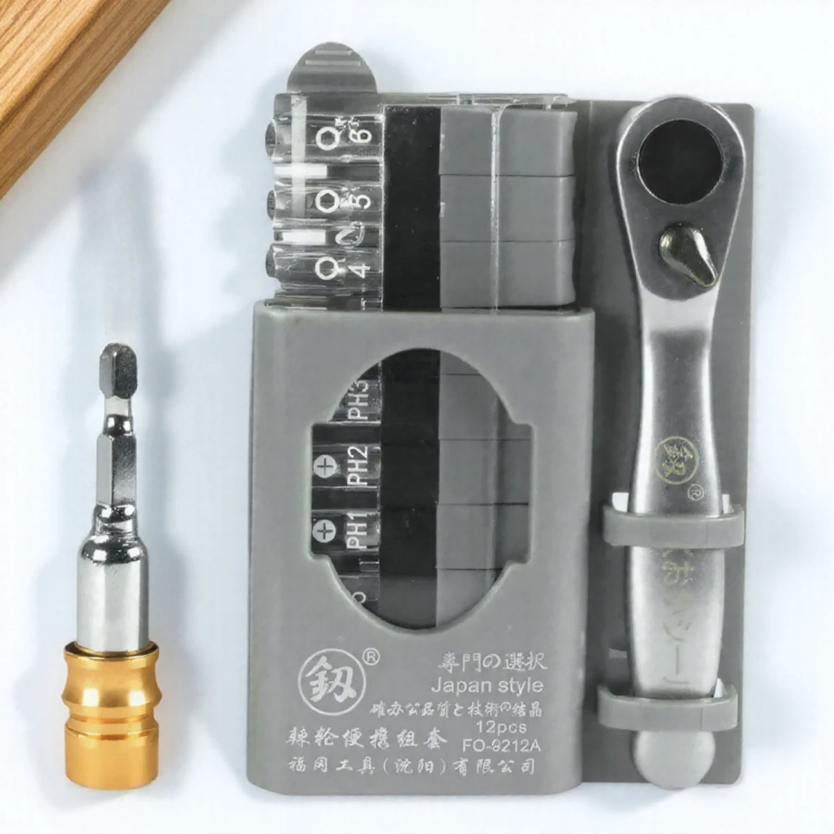 

12PCS Screwdriver Set 10 Bits Short Handle Ratchet Wrench Socket Combo Tool Kit for Home Pro Use