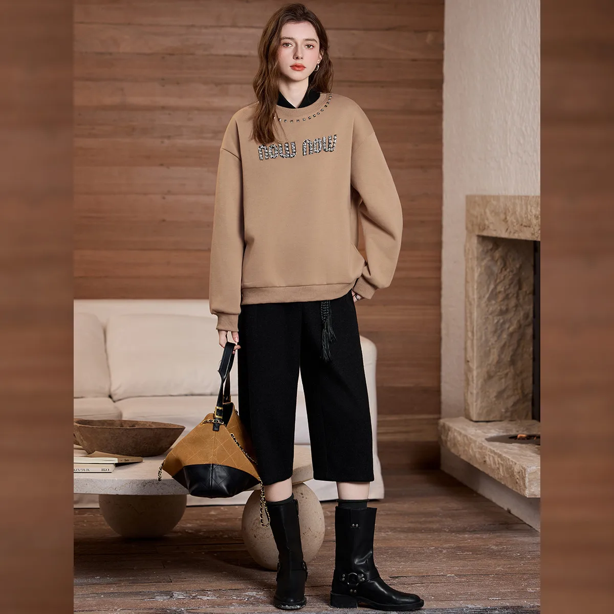 루이야오 두꺼운 벨벳 여성 스웨트셔츠 2025 겨울 최신 트렌디 3D 다이아몬드 레터 루즈 긴팔 세련된 스웨트셔츠