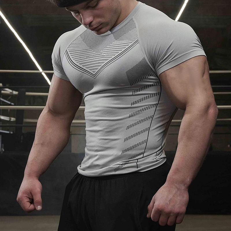 New Men Gym T-shirt High elasticity bodybuilding fitness quick dry short sleeve men\'s sports Tight teep tops men running T-shirt