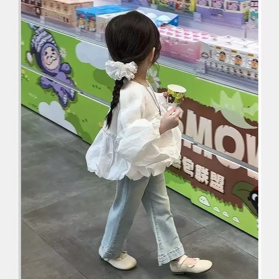 

Korean Version Baby Girls Autumn Set 2026 New Children's Bubble Sleeve Shirt Loose Edition+Jeans Two Piece Set