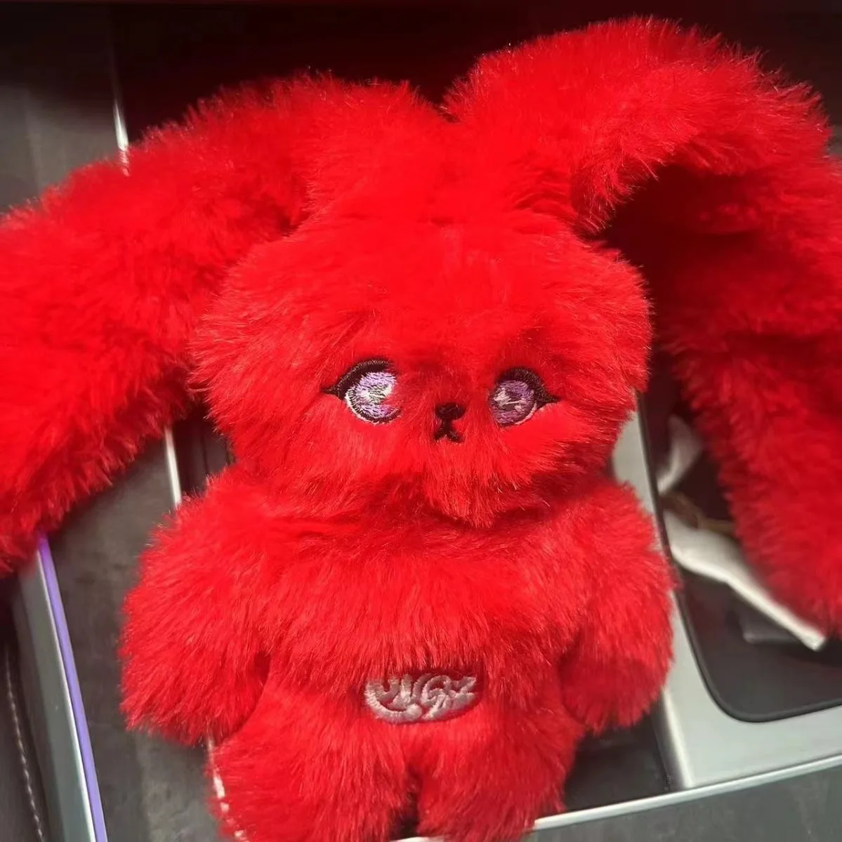 Kpop YuQi Doll Keychain 15CM Cartoon Red Rabbit Plush Doll Bag Pendant Keyring Filling PP Cotton Soft Short Plush Toy Fans Gift