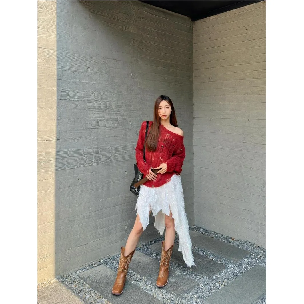 

Retro Red Hollow out Shoulder Women's Knitted Sweater Loose Lazy Style Autumn Winter Outerwear Overhead Shoulder Bared Knit S...