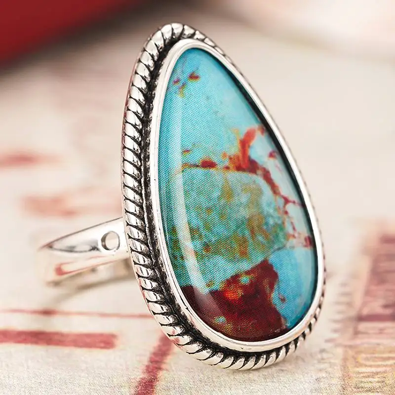 Huitan Stein Muster Stil Frauen Ring Anti Silber Farbe Party Täglichen Low-key-Finger Zubehör Vintage Elegante Weibliche Schmuck