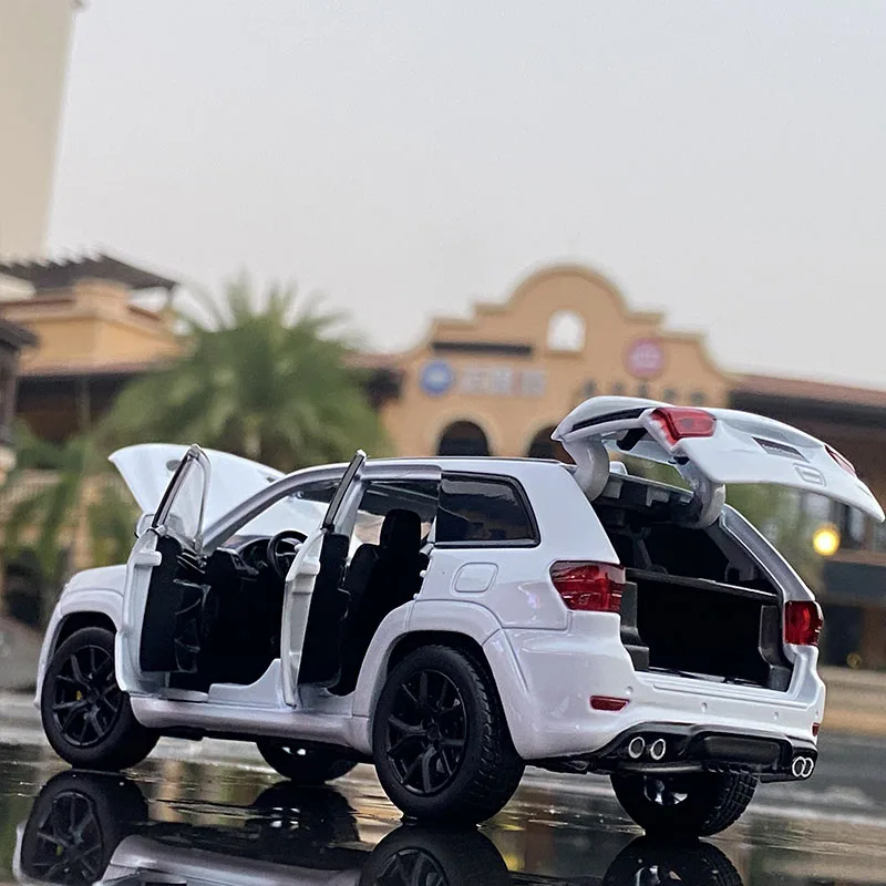 ジープグランドチェロキー合金車モデル,おもちゃ,シミュレーション金属