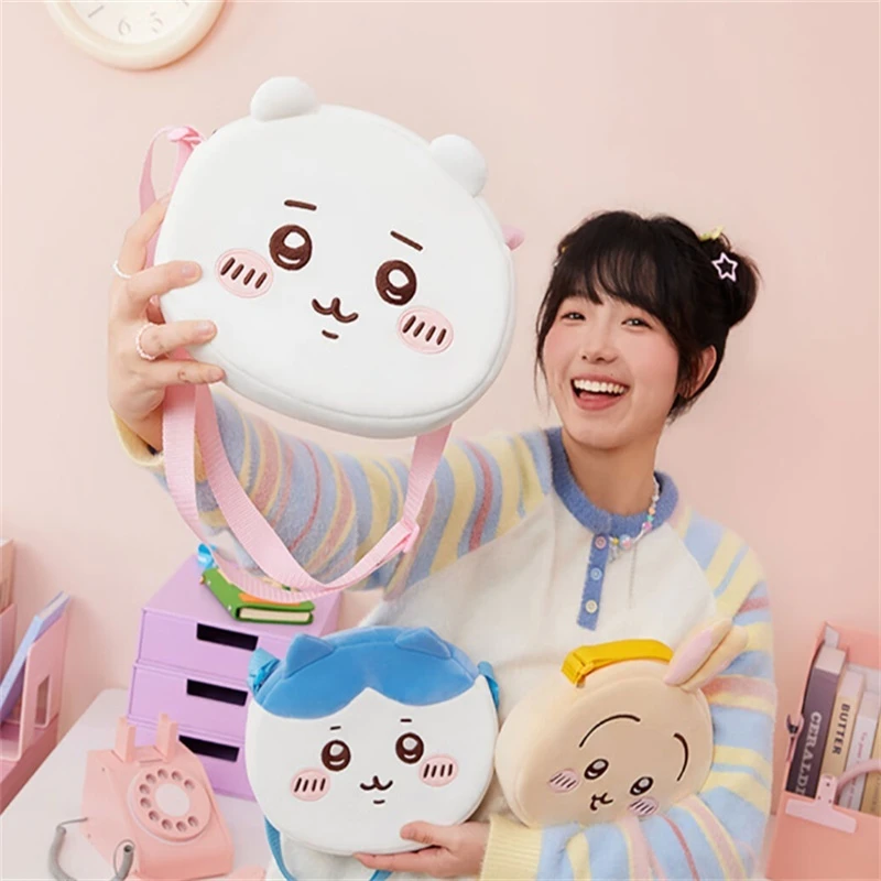 MINISO sac à dos en peluche sac à bandoulière Chiikawa Usagi Hachiware sac à jouet poupée sac à épaule kawaii sac d’école de grande capacité kawaii étudiant enfant sac à poupée en peluche