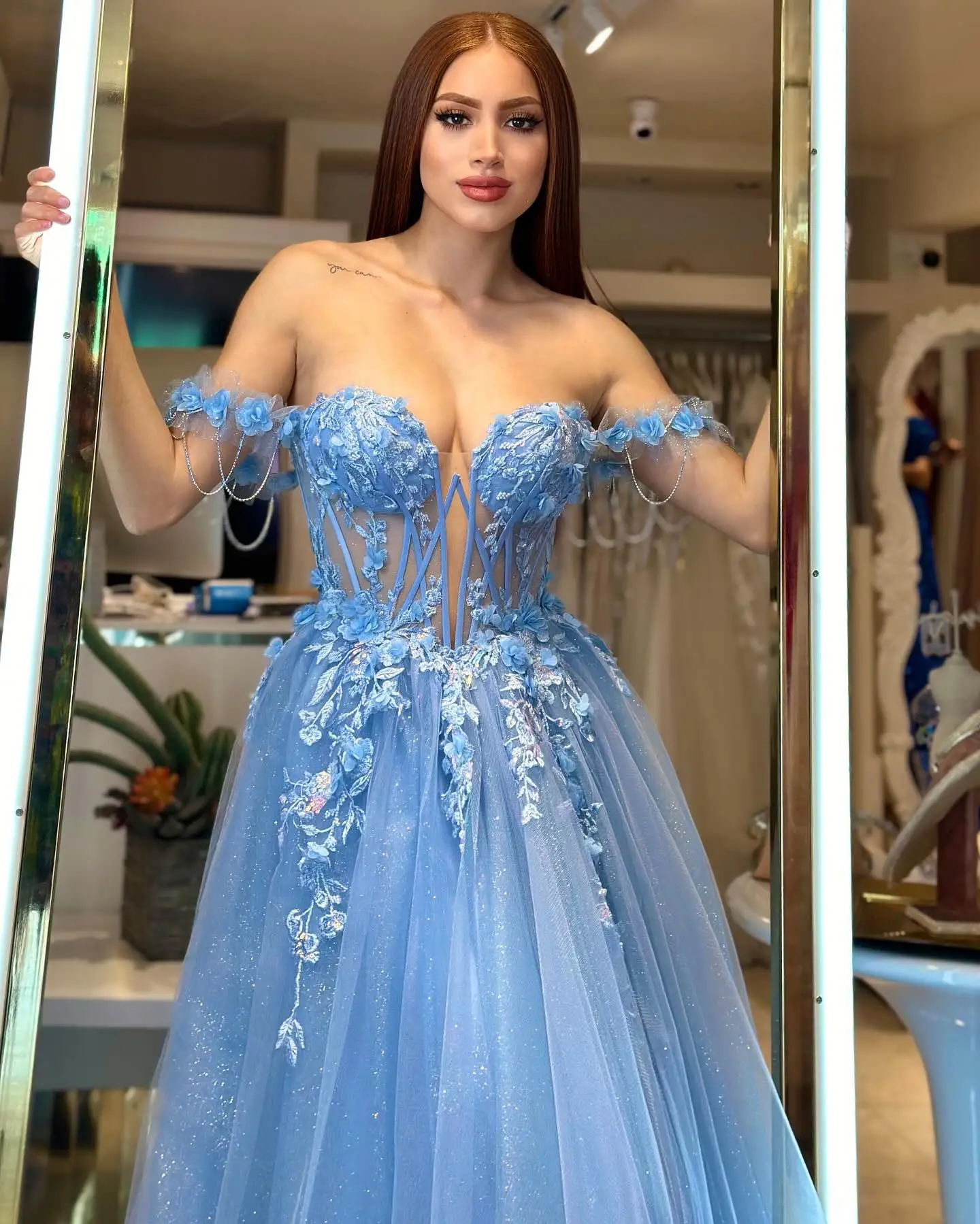 Off the Shoulder Tulle Appliques Corset Prom Dress Sweetheart A-line Evening Gowns With Beading Lace Up Back Sparkly 3D Flowers