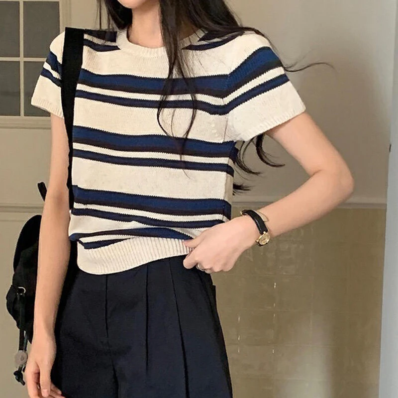 Korean Retro Striped Round Neck Short Sleeve Loose All-match Knitted T-shirt For Women