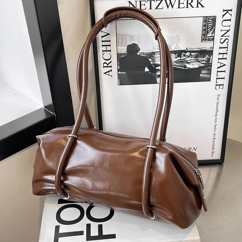 

Retro Wrinkle Minimalist Design Shoulder Bags Women Solid Color Leather Large Capacity Underarm Bag Ladies Fashion Chic Handbag