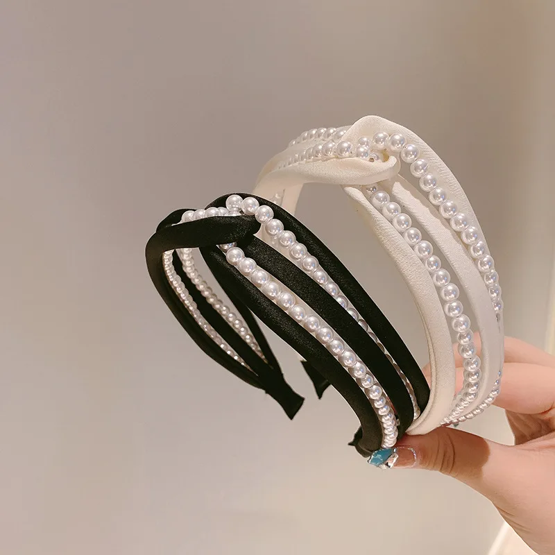 

Pearl Pleated Knot Wide Edge Headband Korean Fashion Premium Texture For Women Soft Comfortable Non Slip
