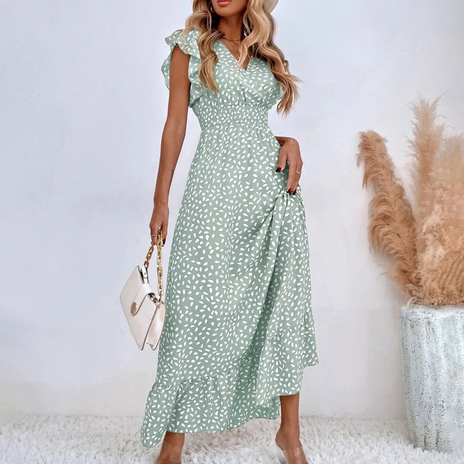 

Summer Woman Ruffled Dress Fashion Casual Elegant Short Sleeve Dress V Neck Holidy Beach Dress Party Long Vestidos Women Robe