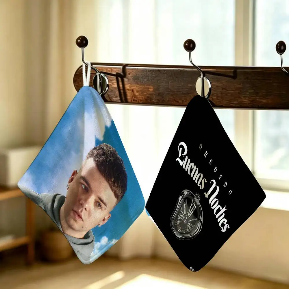 Hot Singer Q-Quevedo Buenas Noches Hanging Style Hand Wiping Towel Polyester Cotton Anti-fade For Indoor Kitchen Living Room