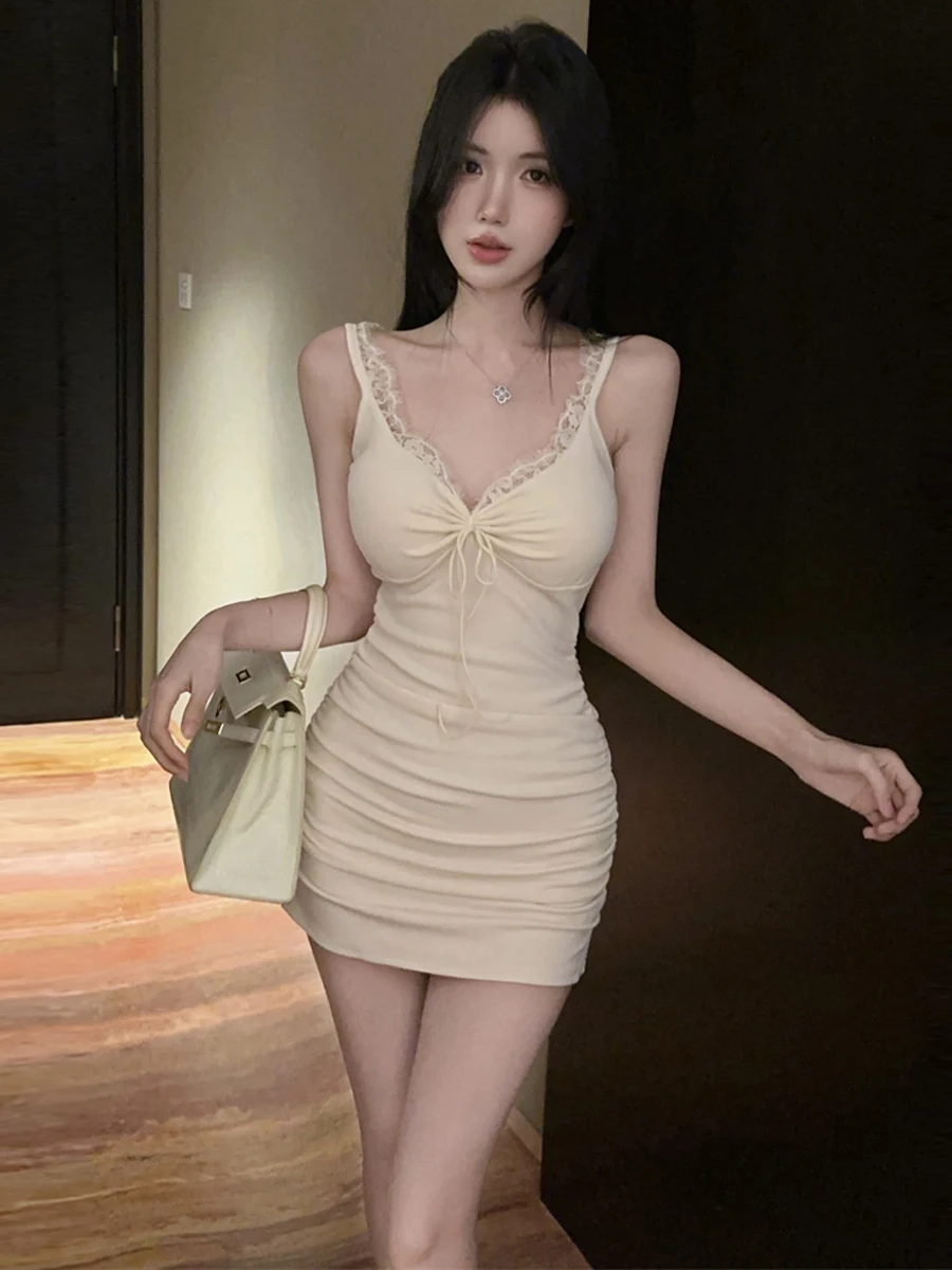 Pure Desire Autumn Winter Lace Paneling Drawstring Pleated V-neck Strap Dress Slimming Bodycon High Waist Polyester Dress