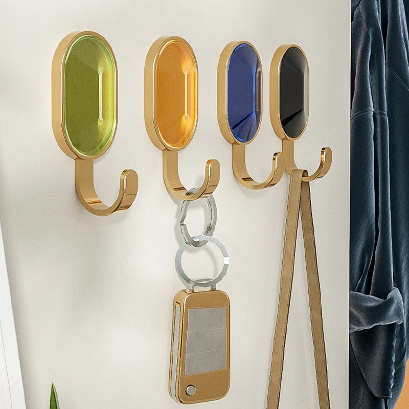 Gancho de montaje de pared de hierro Forma de corazón de metal Llavero Estante de almacenamiento Fuerte abrigo autoadhesivo Hat Hanger Niña Niño