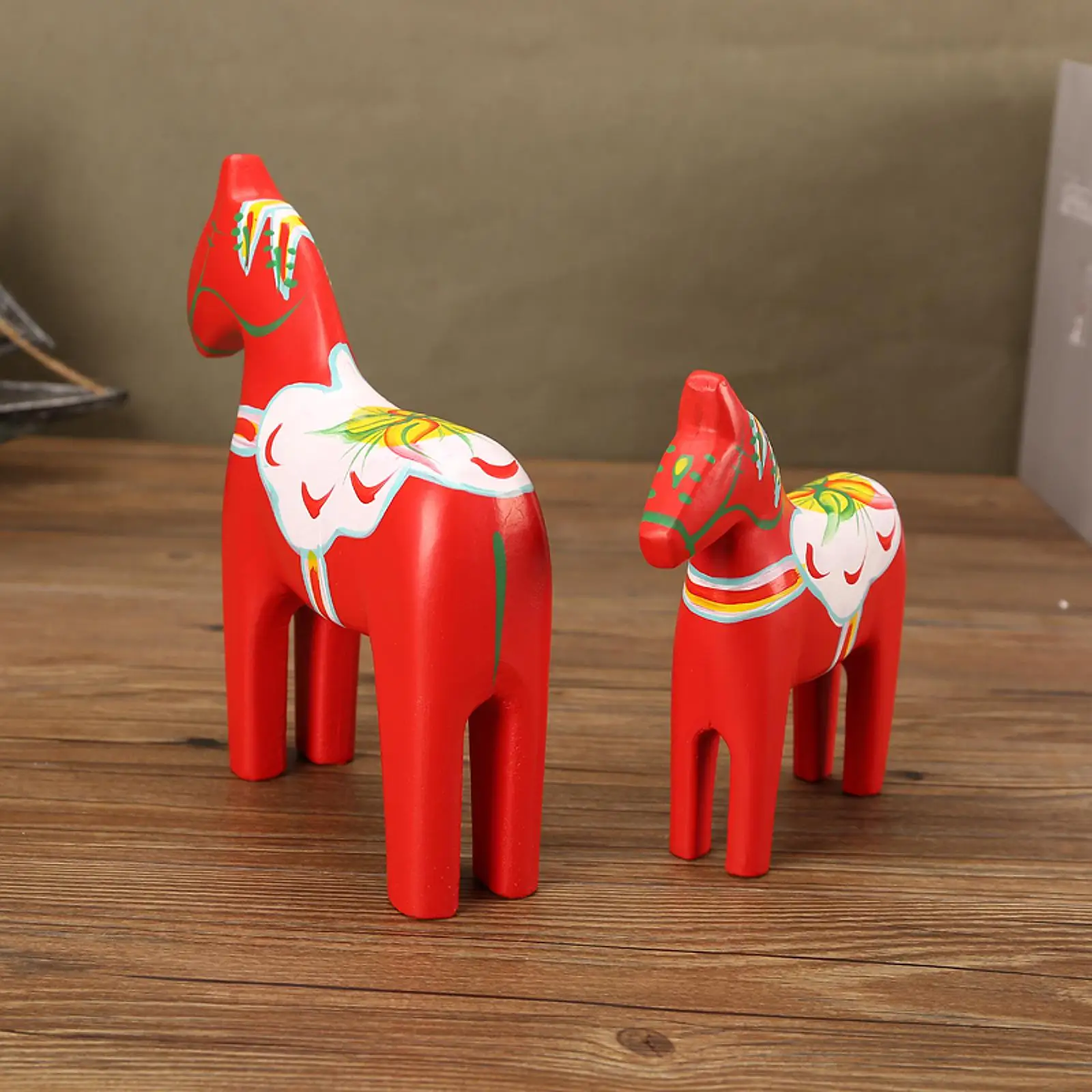 Resin Dala Horse Color Painting Classical Christmas Decoration Collection Gift Europe's Swedish Decorative Dala Horse Figurine