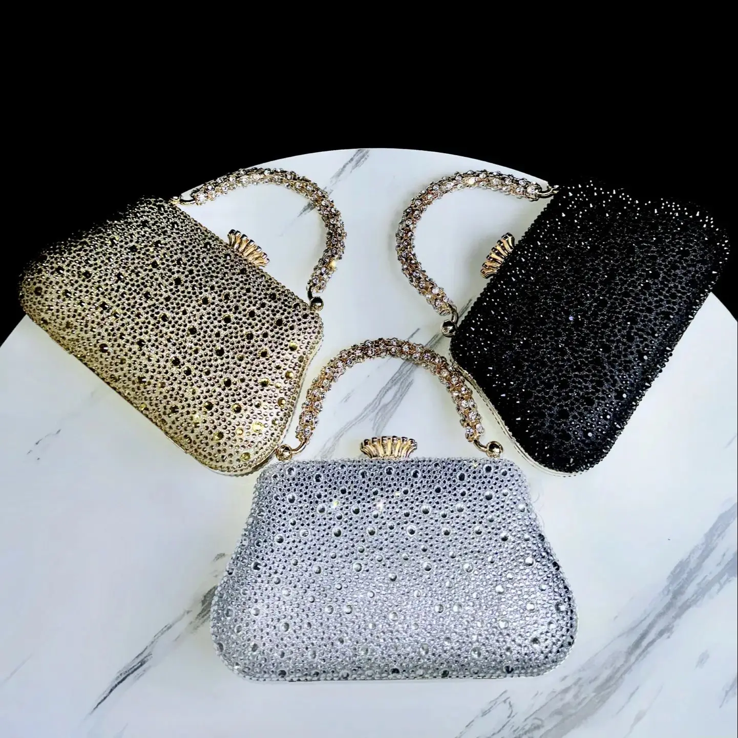 Gold Evening Bags for Women 2024 New Rhinestone Clutches and Purse Female Party/Dinner/banquet Handbags Prom Chain Shoulder Bags