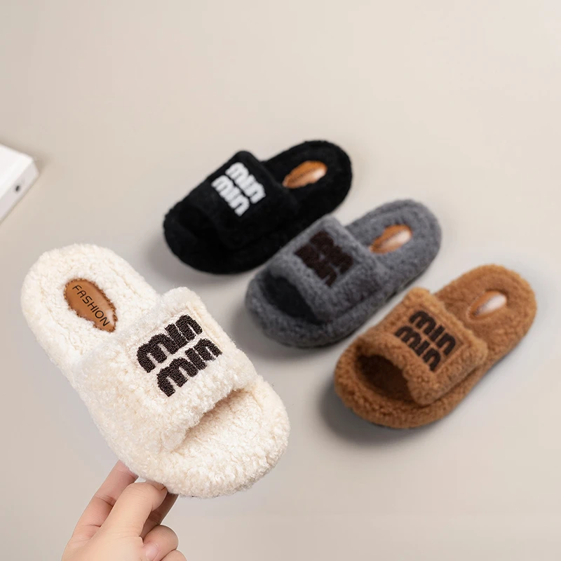 

Детские тапочки, модные плюшевые тапочки, домашняя и уличная одежда, осень-зима 2022, универсальные хлопковые тапочки без шнуровки в корейском стиле
