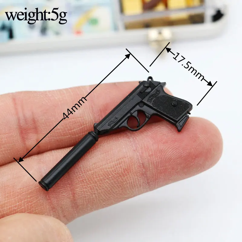 Miniatrue-figura de acción de pistola de Metal para niños, accesorios de escena de soldado para casa de muñecas, juegos de simulación, 1/12