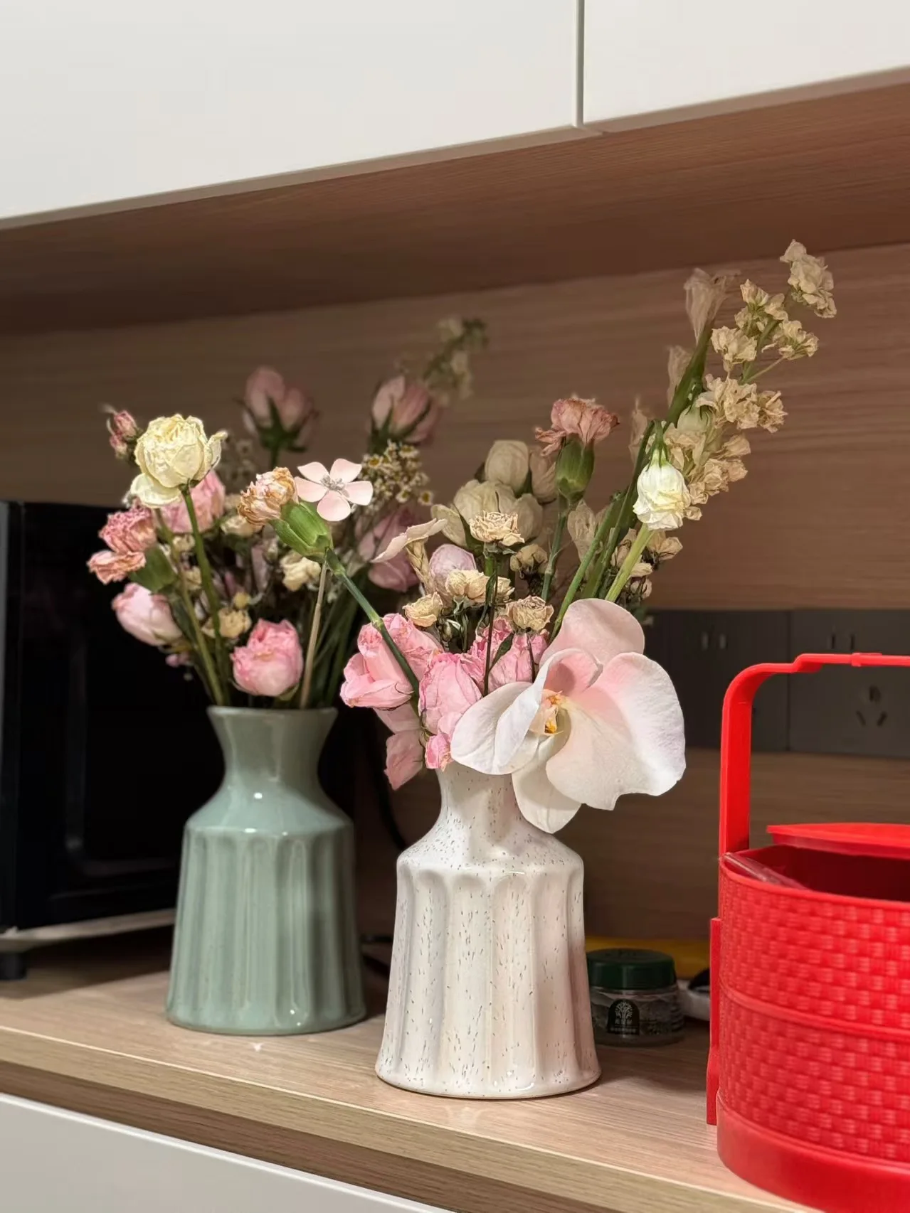 مزهريات سيراميك عتيقة على الطراز الأمريكي لغرفة المعيشة وغرفة النوم ترتيبات زهور زينة زهور مجففة