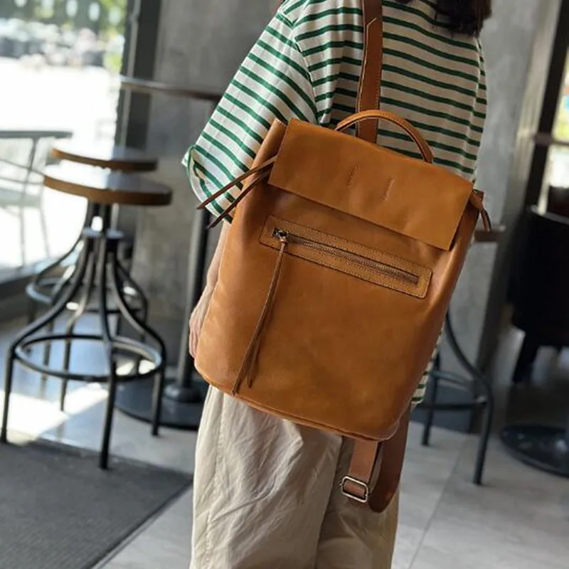 Backpack female leather large capacity new Japanese vintage art plant tanned cowhide academy style cowhide backpack