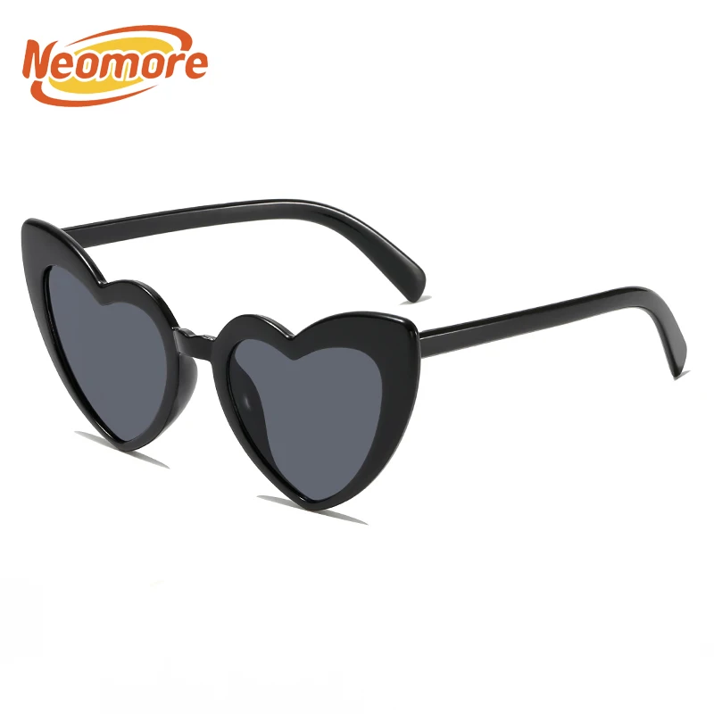 FASHIONABLE WOMEN SUNGLASSES BLOCK UV LIGHT ENHANCE FACIAL FEATURES PERFECT FOR PHOTOGENIC MAKEUP MODERN AND STYLISH DESIGN