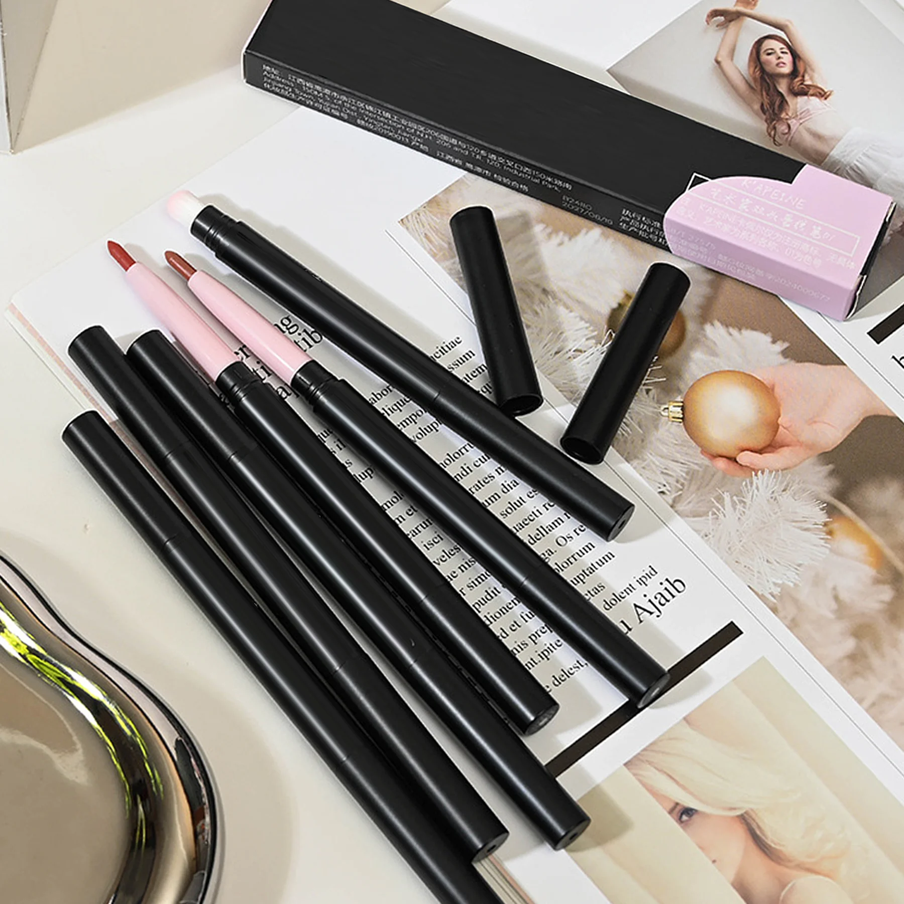 Double lip liner Waterproof long-lasting non-stick glass Lip brush Lip pencil Smudge brush accurately delineate lips