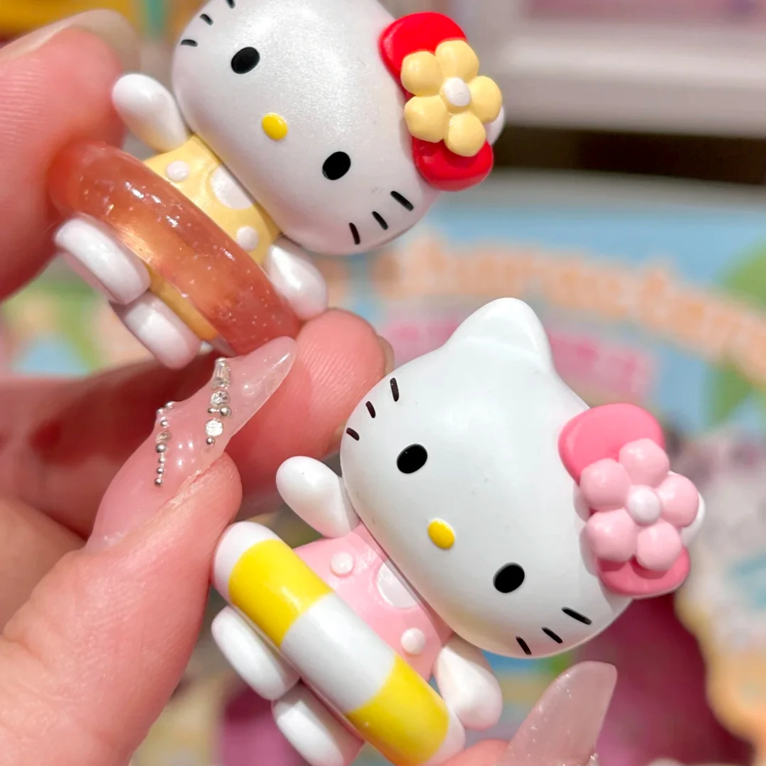 MINISO Genuine Sanrio Fun Moment Series Hello Kitty Mini Blind Bag Cartoon Cute Ornaments DIY Decorative Model Toys Gifts