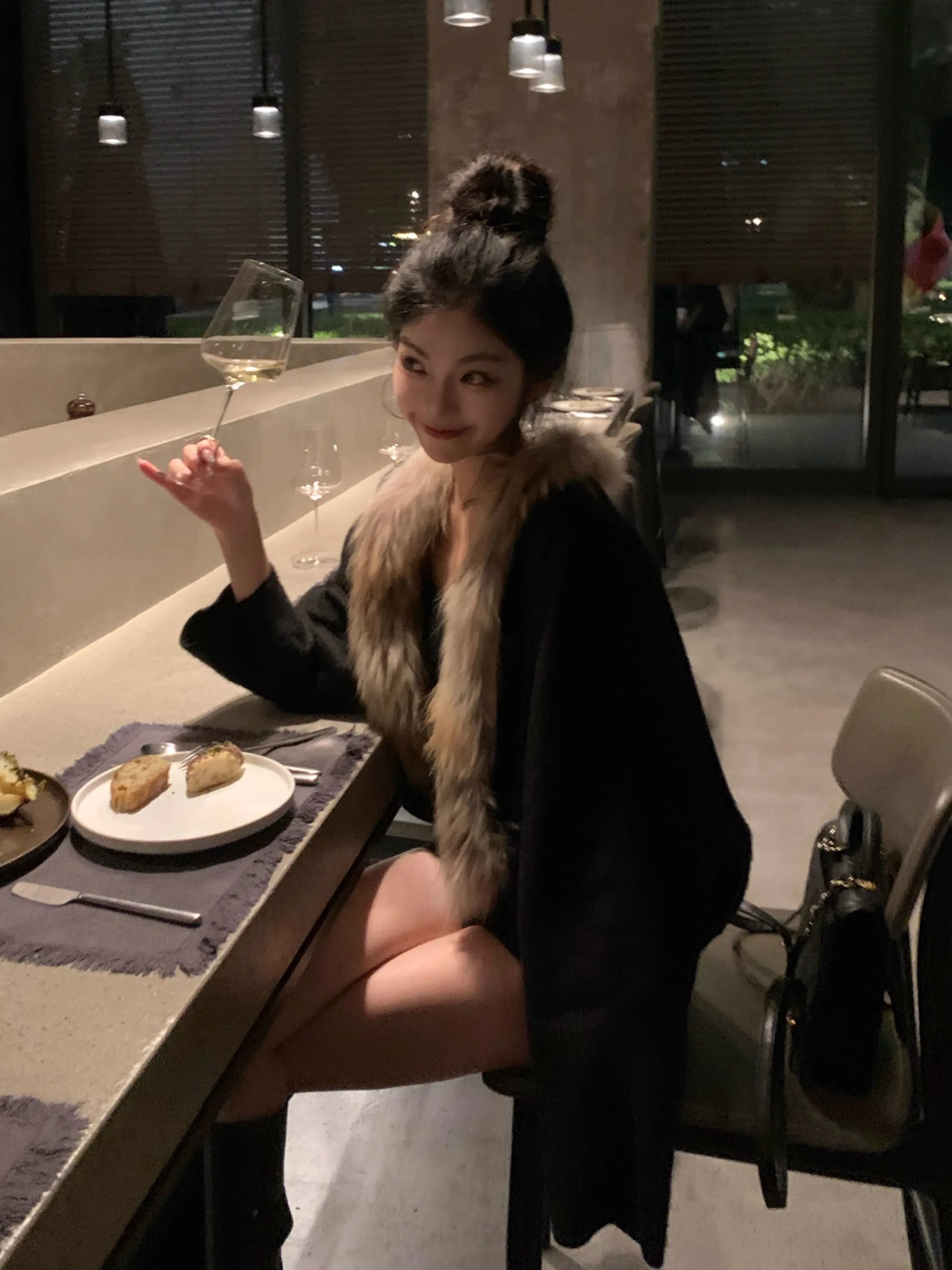 

Autumn Winter Loose Woolen ort Coat JiaersTag2025 with Fur Collar Open Cardigan Sle Faion Ladies' Outerwear