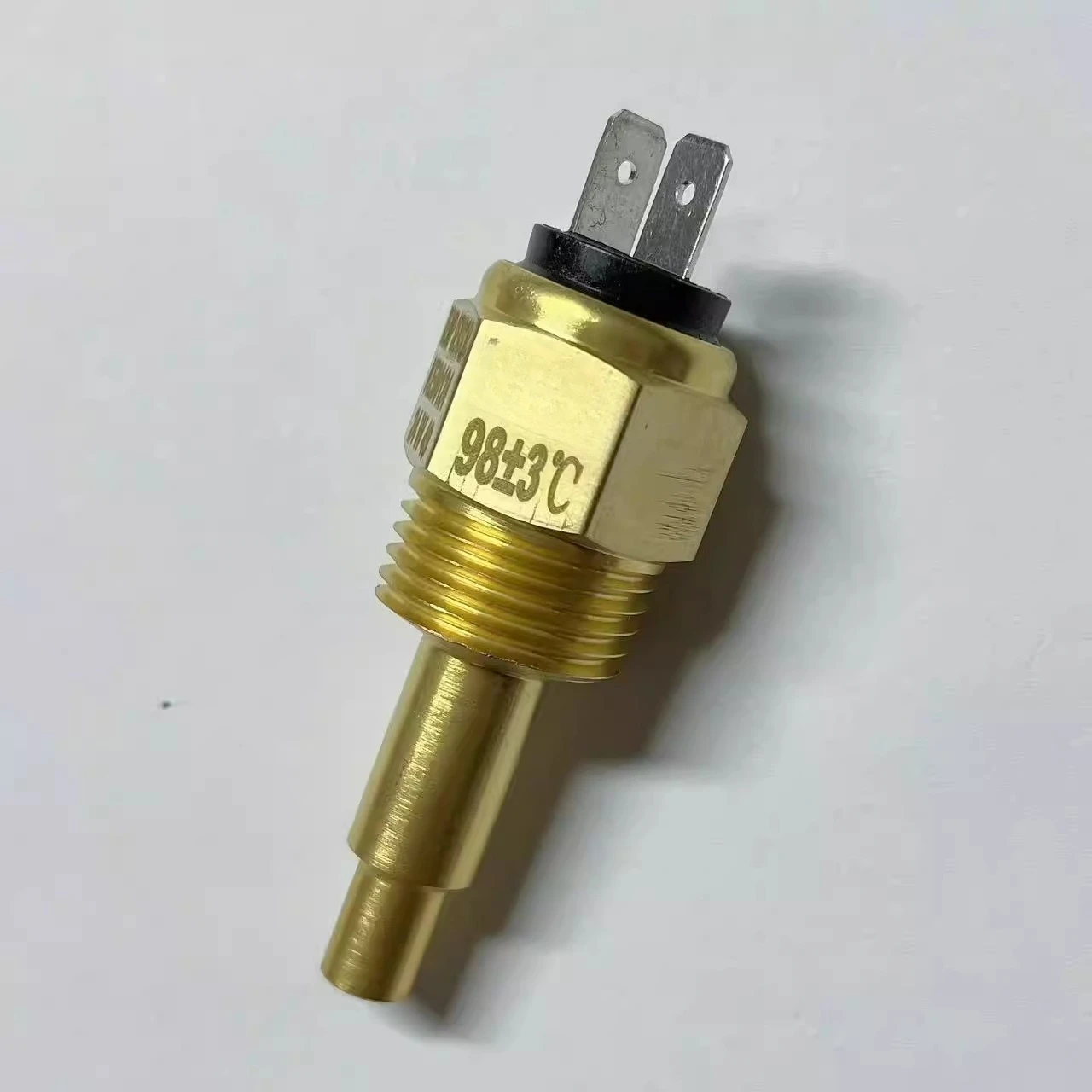 For KUS Water and Oil Temperature Sensor KE00102124JUT00330 9598105 Degree Alarm M1416 Double Insert