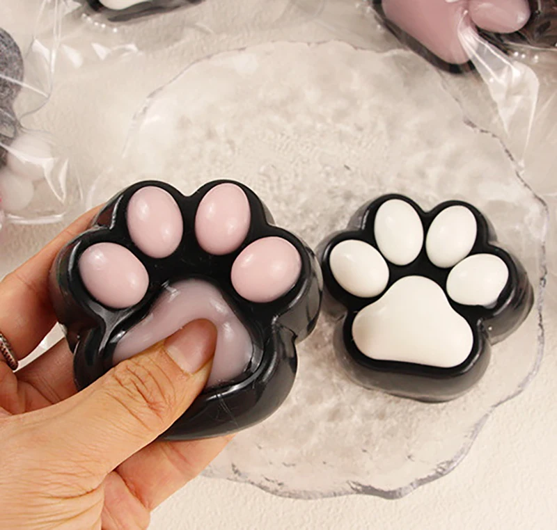 1PC Silikon Prise Dekompression Spielzeug Nette Schwarze Katze Pfote Squeeze Prop Plüsch TPR Zappeln Sensorischen Spielzeug Für Kinder Erwachsene geschenk