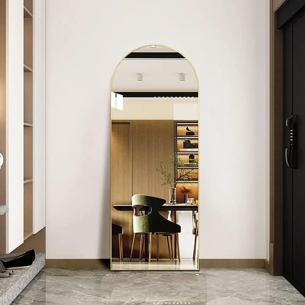 مرآة واقفة ذهبية أنيقة، بطول كامل مع تصميم مقوس لديكور المنزل #2