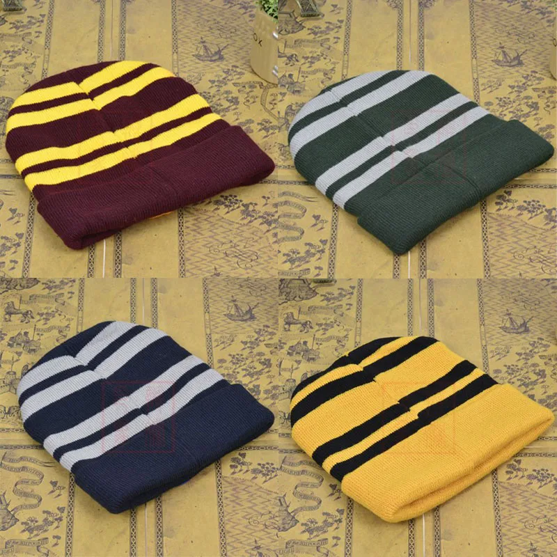 Magic School Gryffindor Cosplay Strickmütze – warme fliegende Mütze für Herbst und Winter, trendige Unisex-Accessoires und Weihnachtsgeschenk