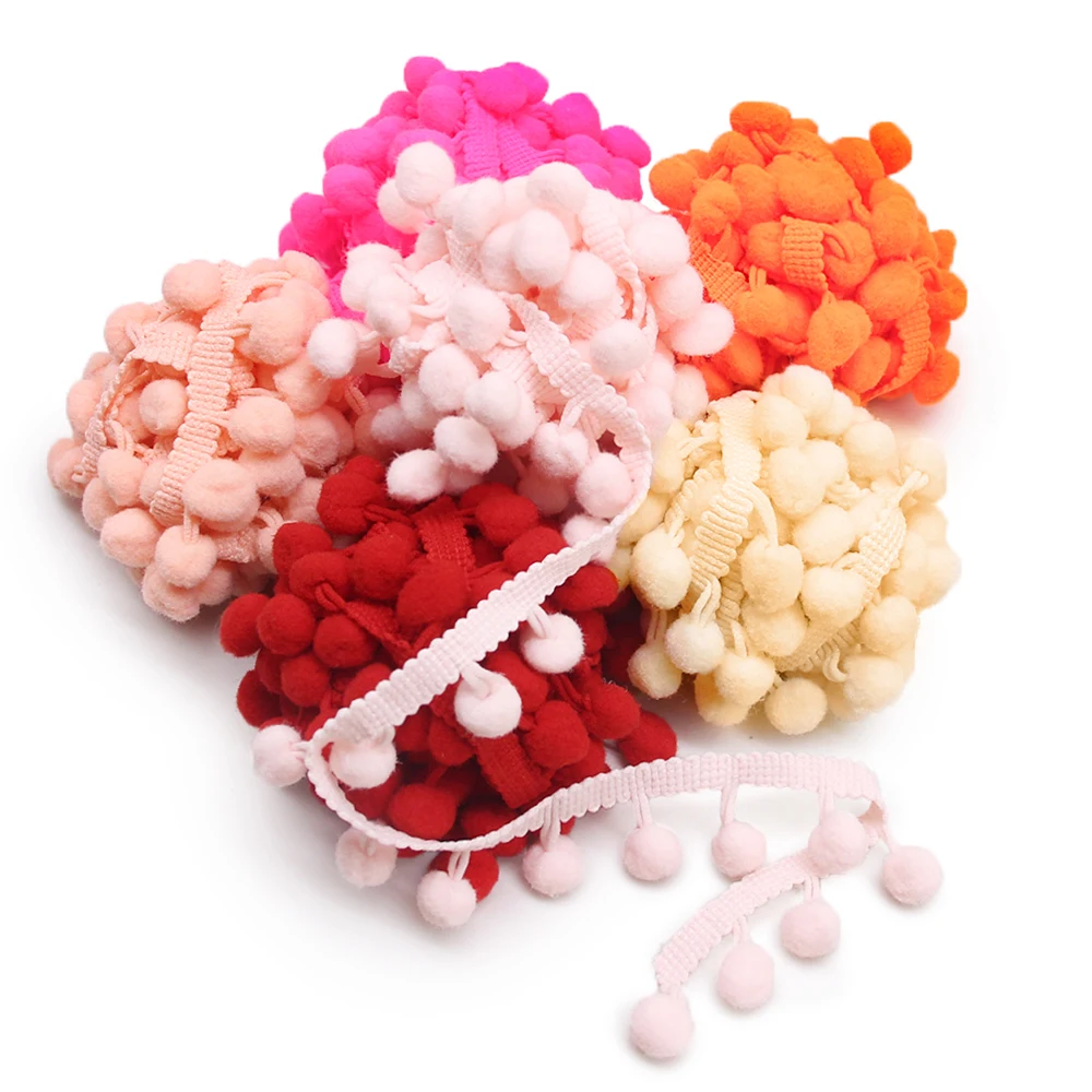 Thumbnail 4 - #32 Cheap Decorative Pom-Poms Worth Buying