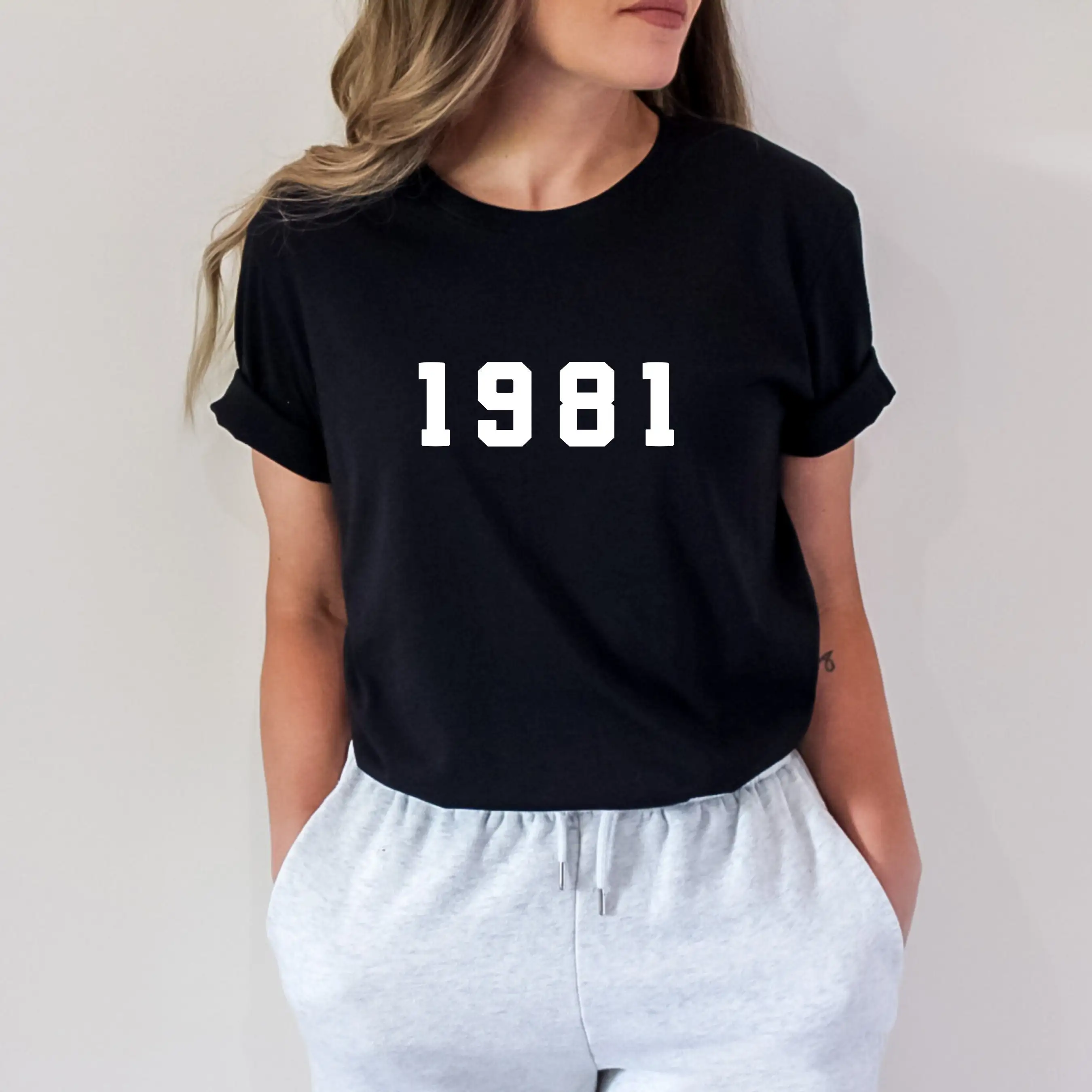 

1981 Simple Printed Vintage Women T Shirts Cotton 33rd 33 Years Old Birthday T-shirt Mothers Day Gift 80s Grunge Clothes