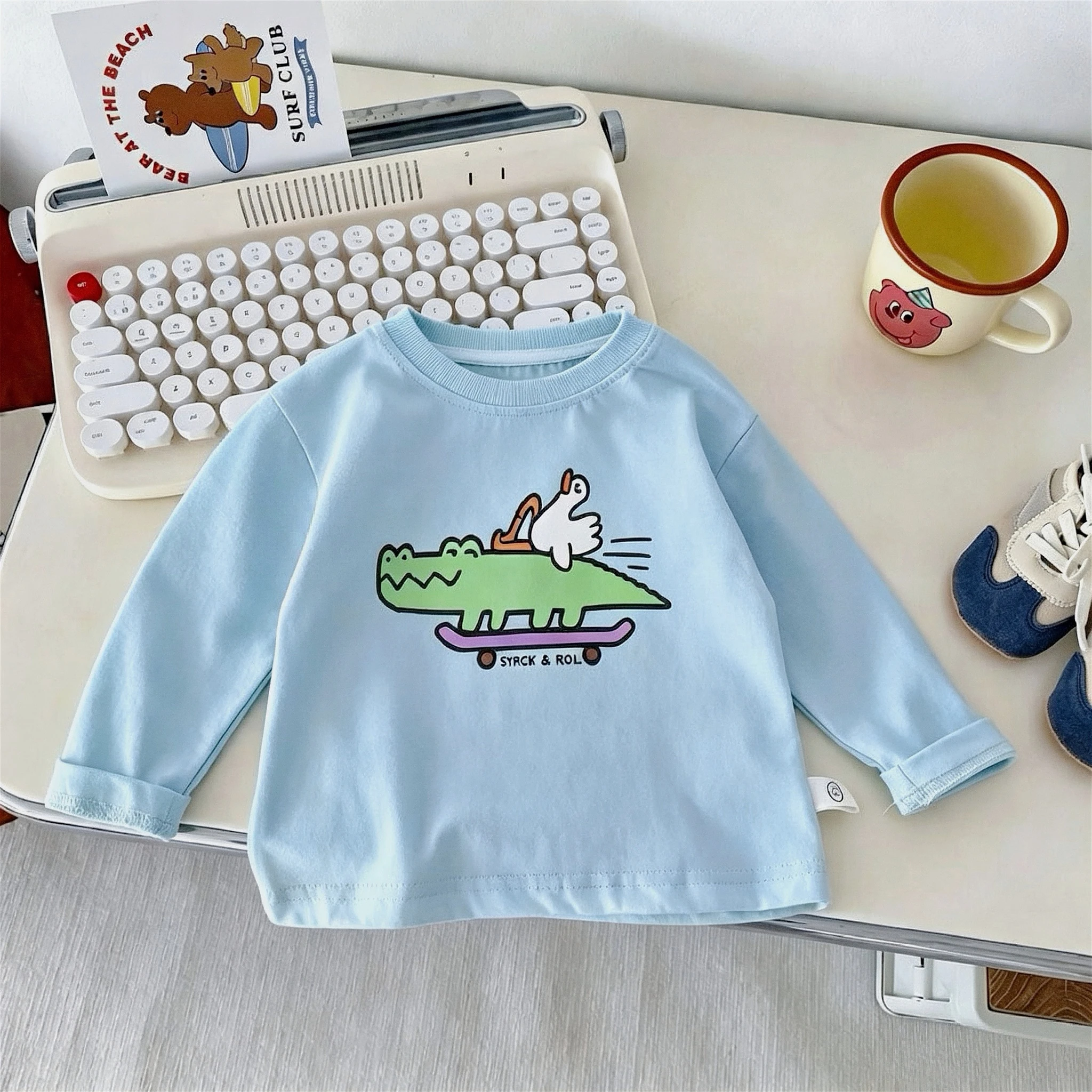 おしゃれな子供服。プリント柄のカジュアルなトップス。長袖Tシ - Baby Clothing Boutique のレビューと価格