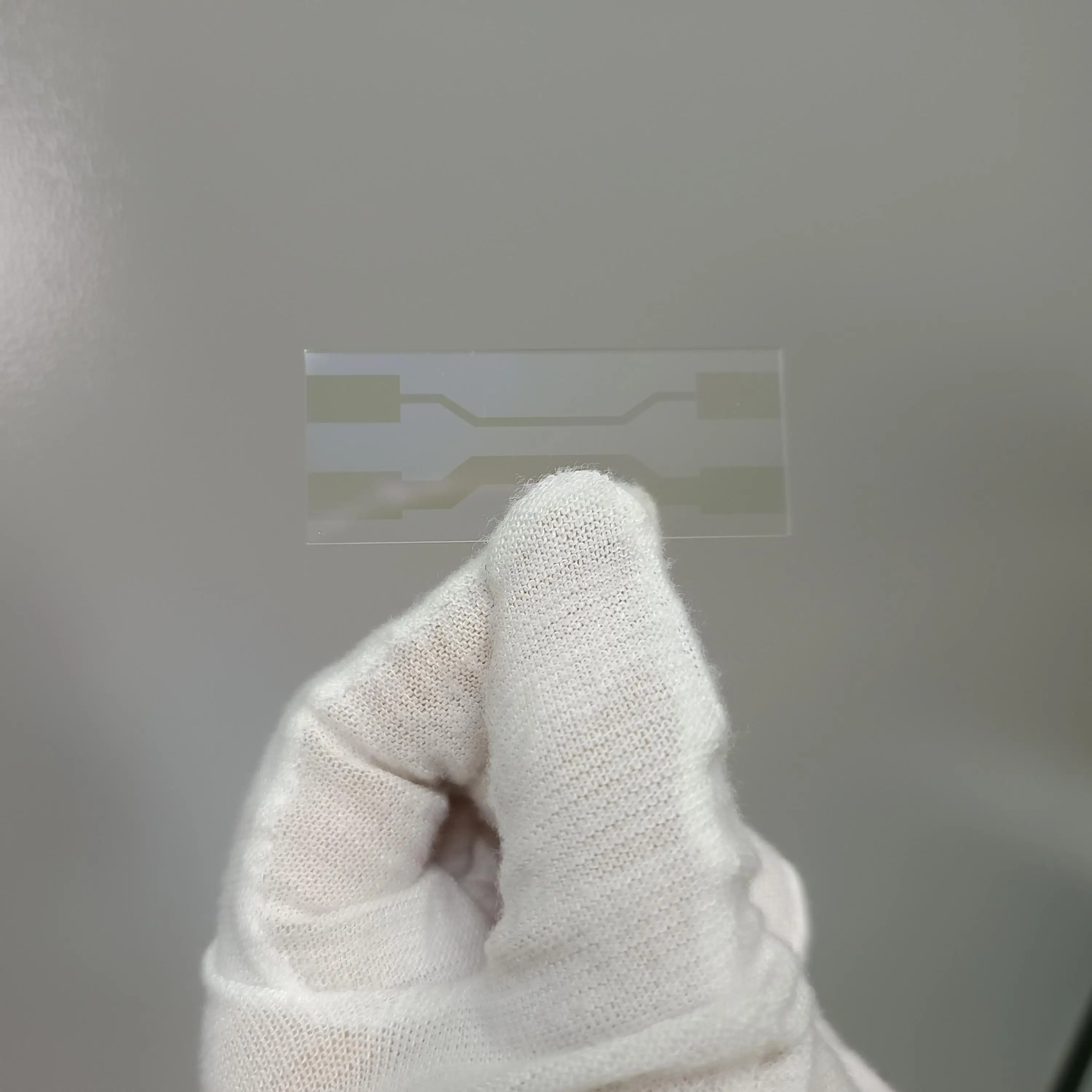 Laser Etch ITO Conductive glass sheet for solar cell Customized shape Coated Etched ITO Glass with Pattern 32x32x1.1mm 20pcs