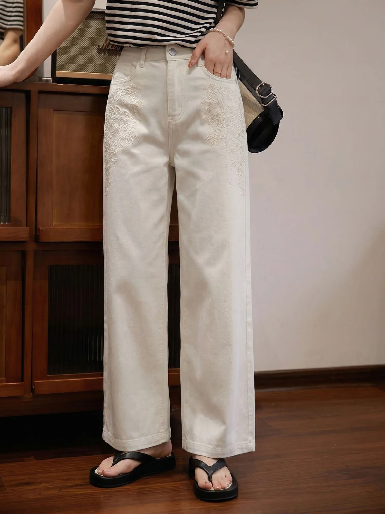 

Comfortable Casual Loose Cotton Straight Leg Pants Women's Summer 2026 Embroidered Loose Fit Versatile Long Trousers