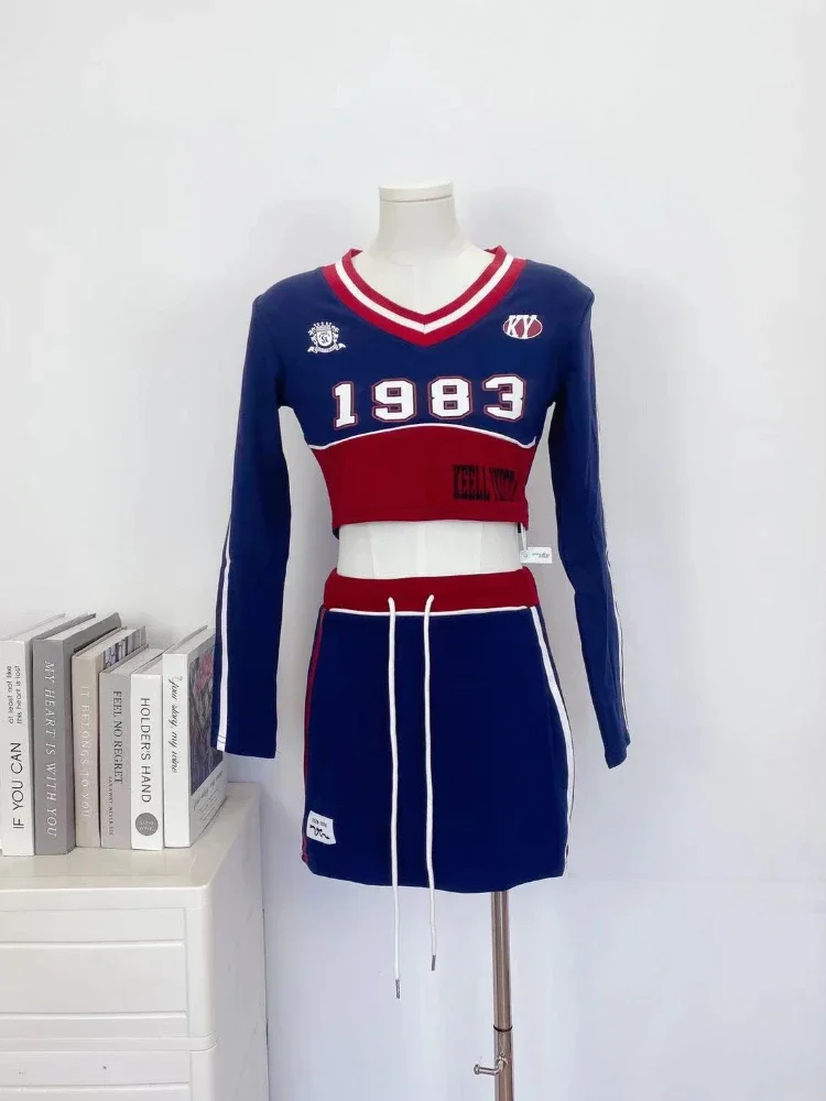 American Retro Sweet 2-częściowy zestaw Woman Sexy Hot Girl Y2k Crop Tops + High Waist Mini Skirt Female Autumn New Vintage Sports Suit