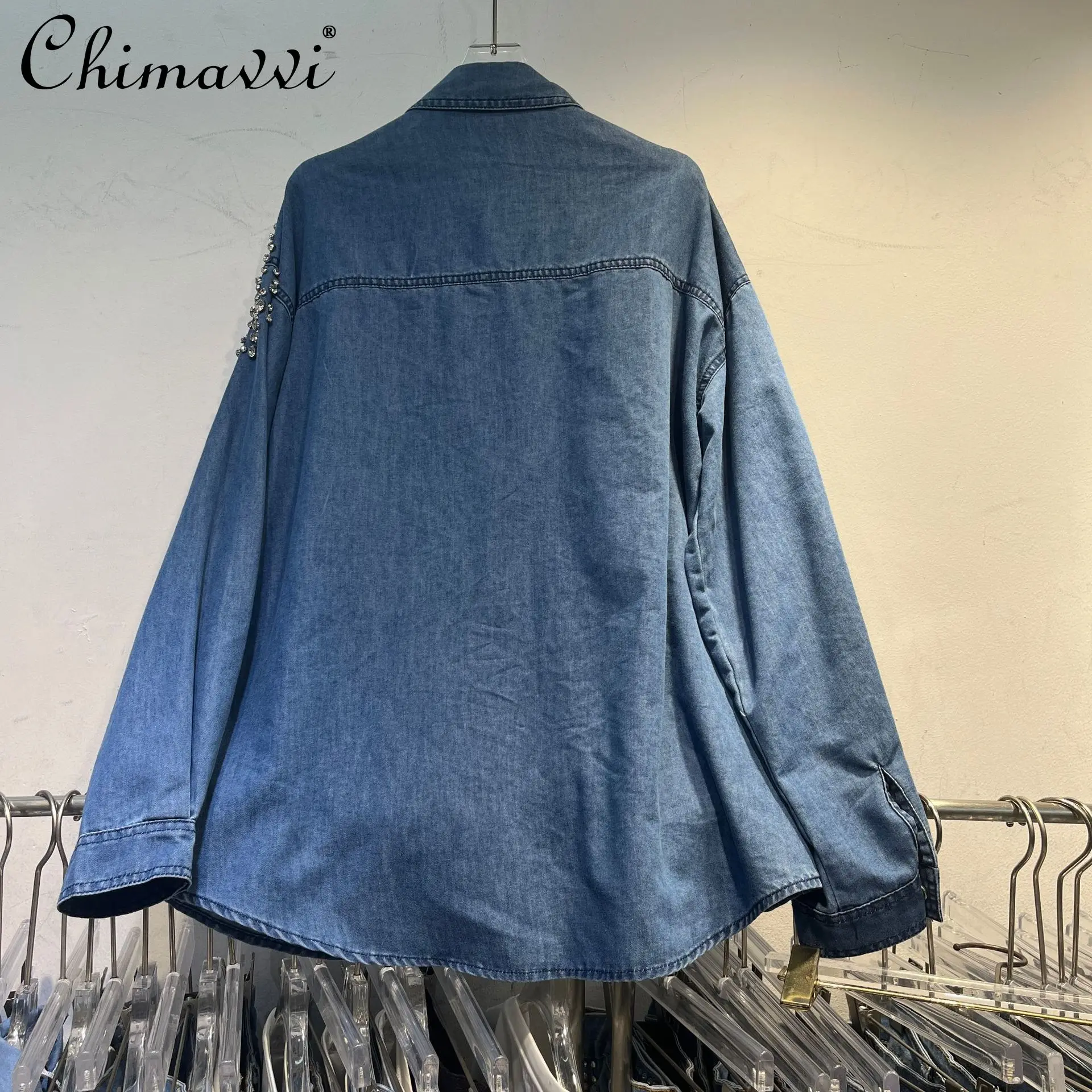 Damen-Jeanshemdjacke mit schwerem Strassstein, 2025, Herbst, neue Mode, Perlen-Denim-Design, langärmelig, lockeres Hemd, Damen-Oberteil