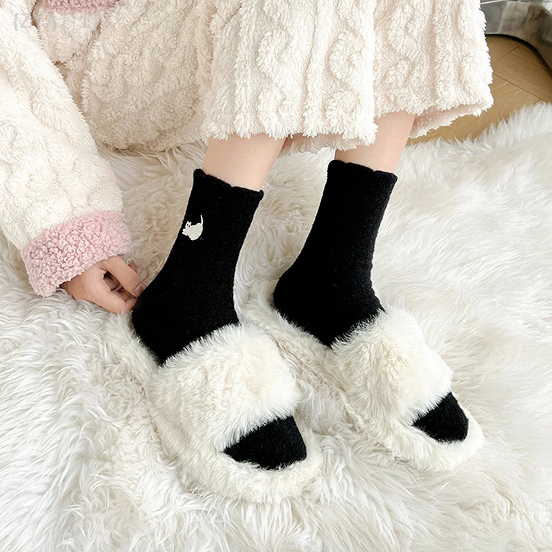 【No】1 Pair Cozy Cat Themed Socks - Mink Fleece Winter Hosiery With Thickened Warmth For Indoor Wear
