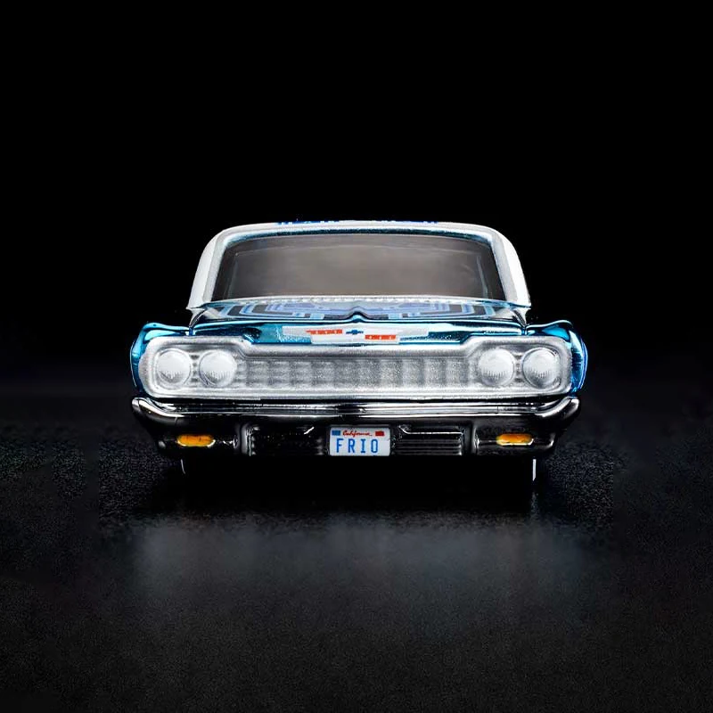 Hot Wheels 2021 RLC The Snowman RLC Exclusive Holiday \'64 Impala Spectraflame Light Blue 1:64 Diecast Collectible Model Car Toy