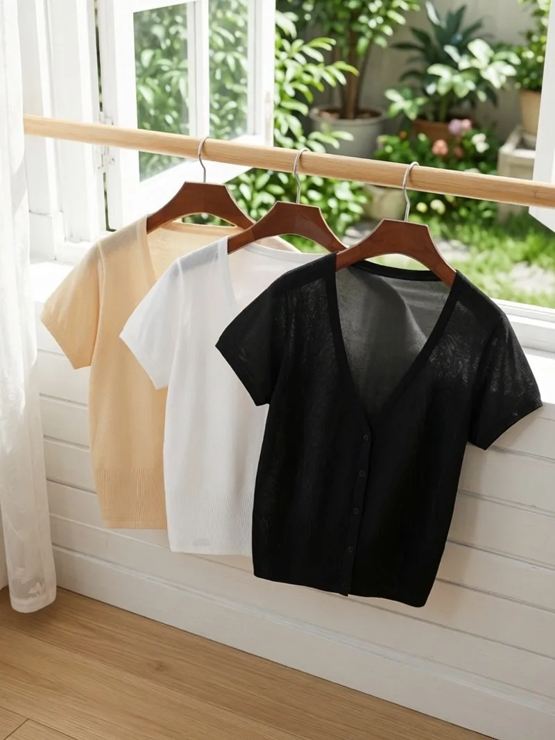 Outerwear Jerseys Summer Cardigan Women Cropped Blouses Korean Fashion Style Cute V-neck Women's Coat Black Bolero Woman Basic