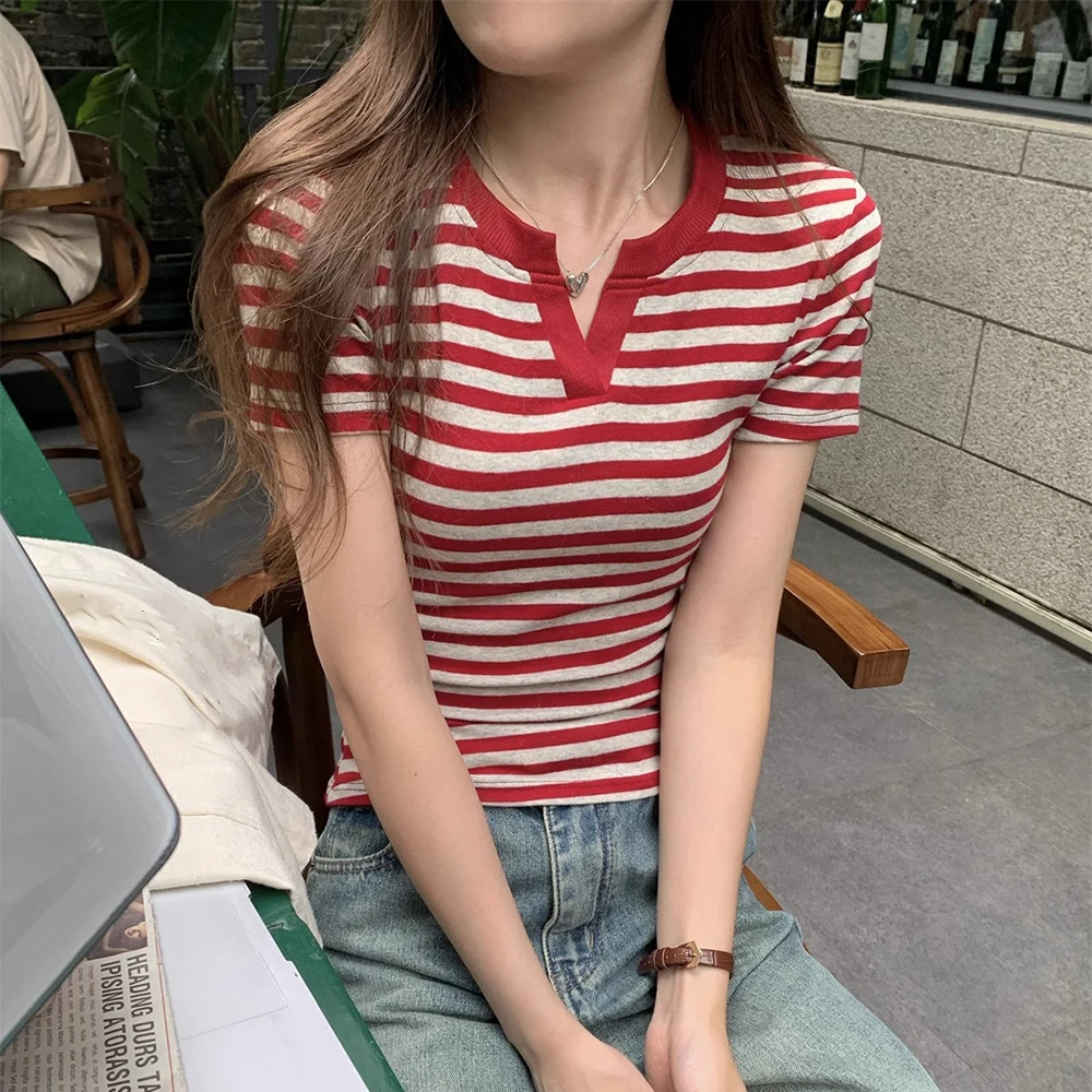 Women's for slim for Fit for v Neck Short Sleeve for top with Subtle Striped Shoulder Design for Everyday Club Vacation and Home