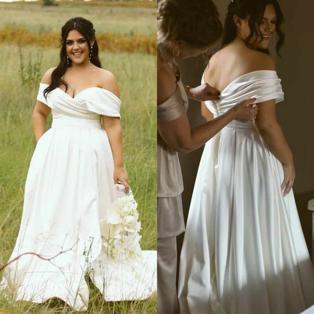 사용자 정의 절묘한 흰색 새틴 신부 가운 간단한 Strapless 오프 어깨 짧은 소매 웨딩 드레스 채플 트레인 드레스