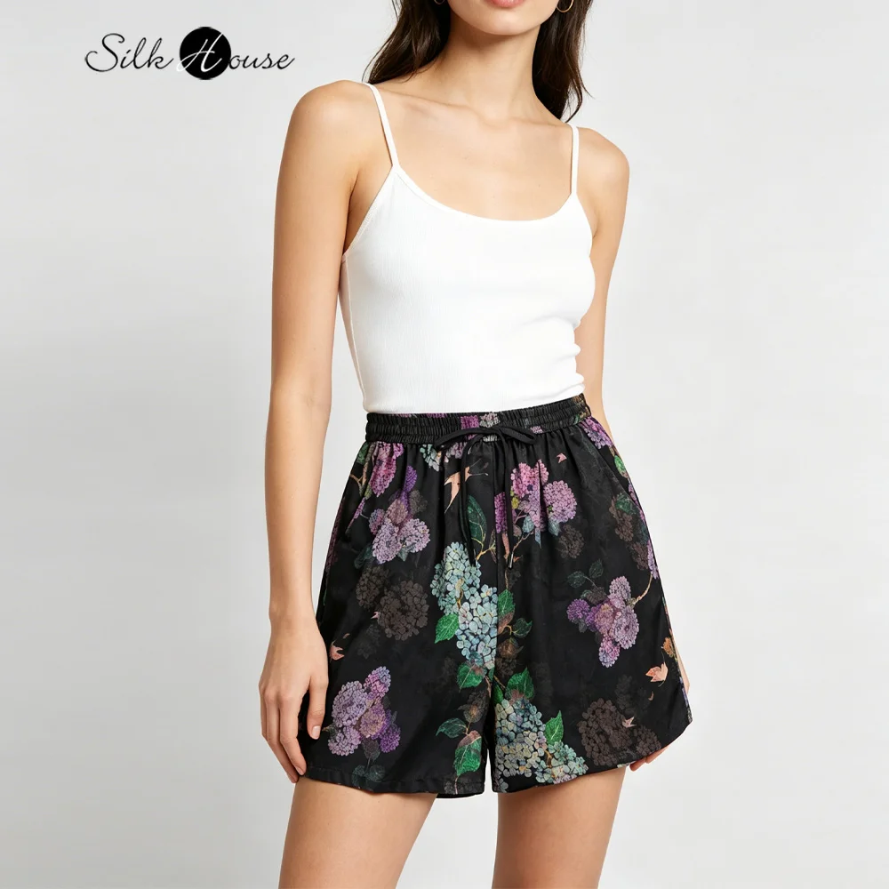 2026 Women's Fashion Summer New 100% Natural Mulberry Silk Jacquard Fragrance Cloud Yarn Strap Elastic Waist Versatile Shorts