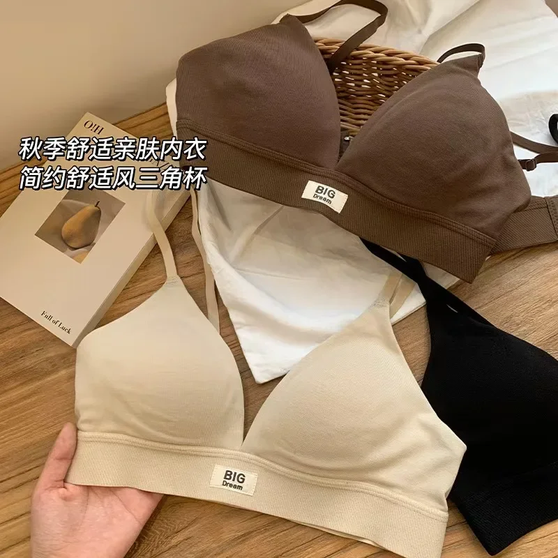ชุดชั้นในสตรีสามเหลี่ยมฝรั่งเศสถ้วยหน้าอกเซ็กซี่ Underwire Bra บาง