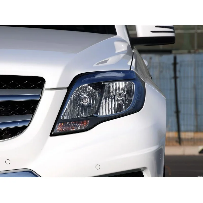 

Suitable for 13-15 Mercedes-Benz GLK headlight assembly modification to Maybach-style LED lens daytime running lights and headli