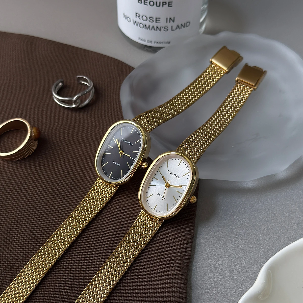 SUNLIFEX البيضاوي المرأة شبكة من الاستانلس استيل حزام ساعة فساتين راقية رقيقة جدا ساعات كوارتز بسيطة السيدات ساعات المعصم Reloj