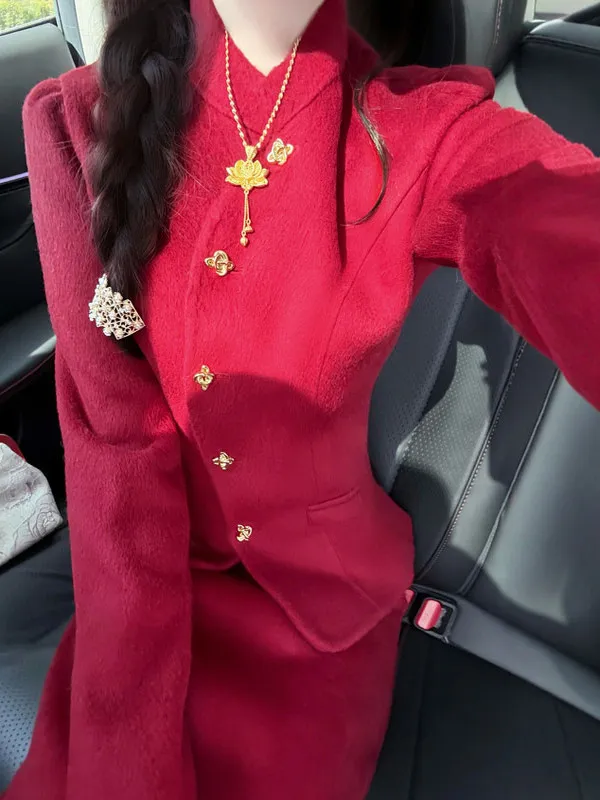 

Красный комплект: элегантное пальто и облегающая юбка, зимний модный женский комфортный теплый наряд