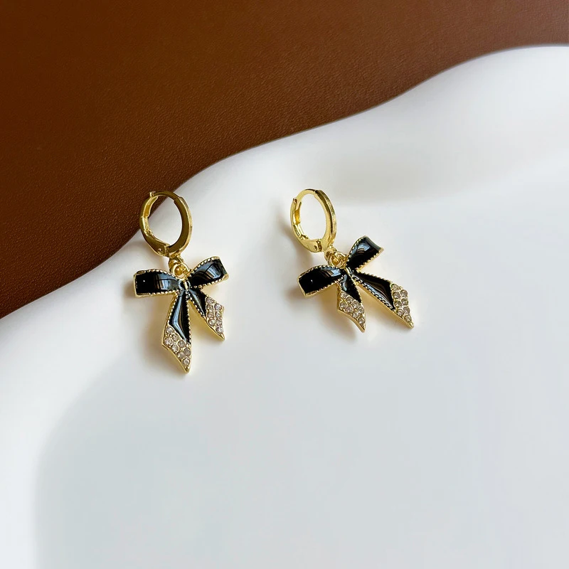 Pendientes con nudo de lazo negro de circón delicado para mujer, joyería elegante de diseño único, regalos Premium de fiesta, tendencia de moda, 1 par