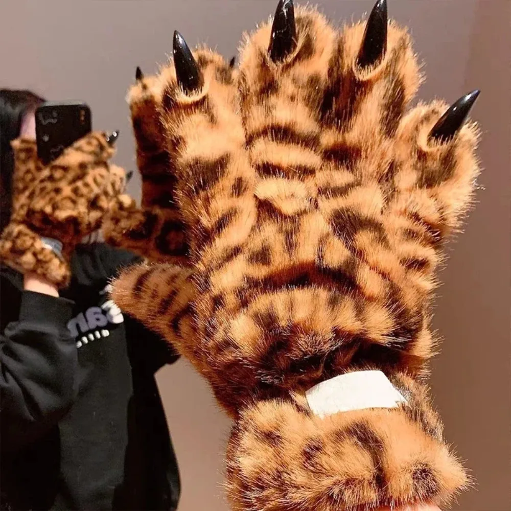 Winter Warm Leopard Paw Plush Five Finger Gloves Thickened Fleece Lined for Women Cycling Riding Trendy Cosplay Cool Props